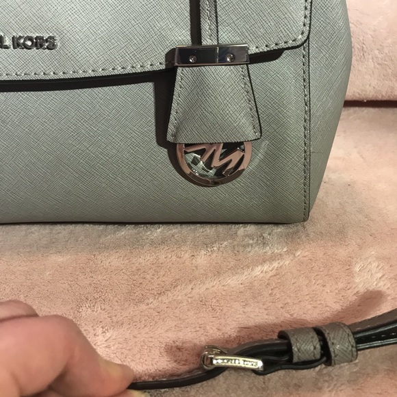 Michael Kors Medium sized handbag - Picture 7 of 8